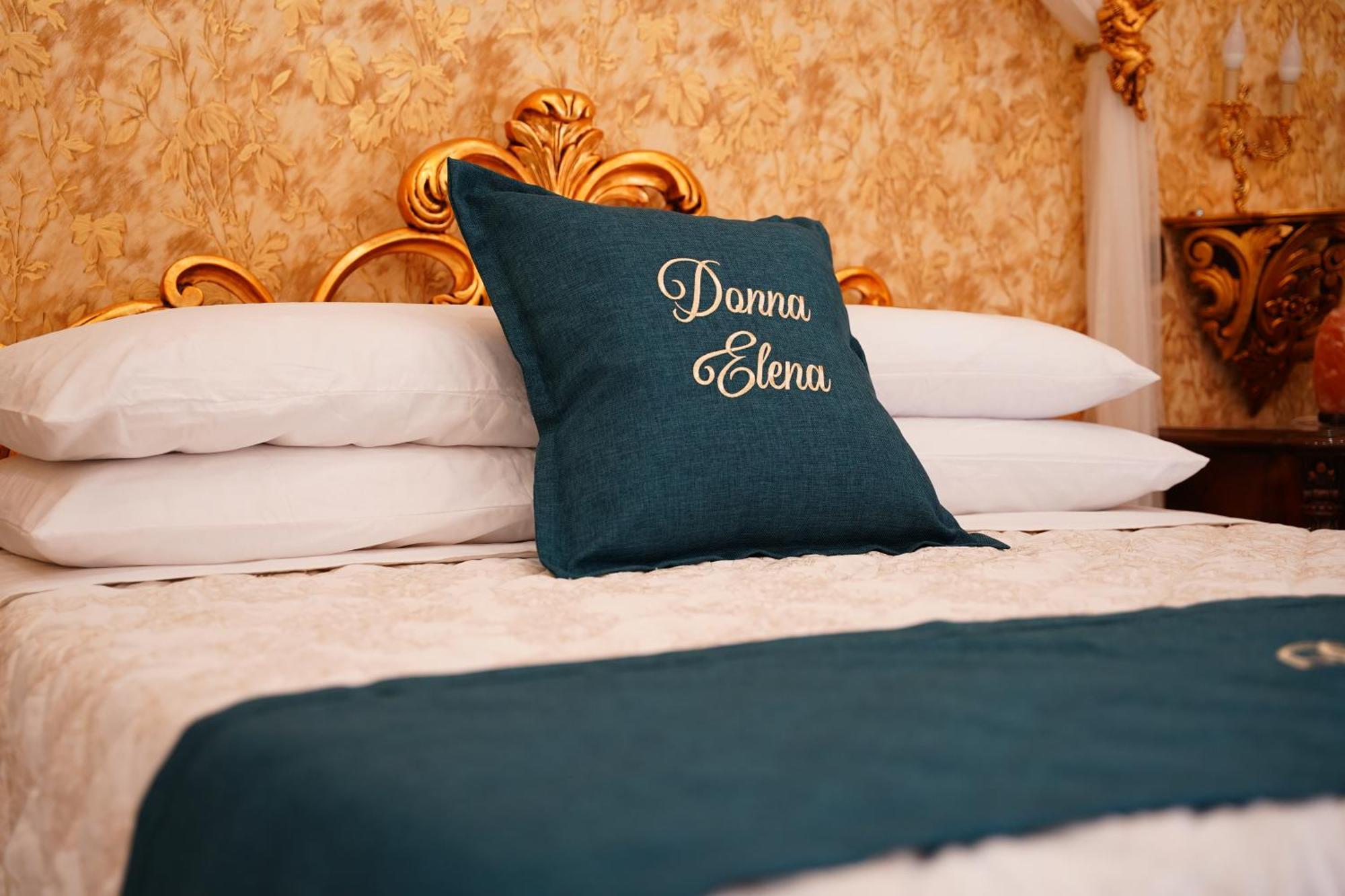 La Maison Di Donna Elena Черкола Екстериор снимка
