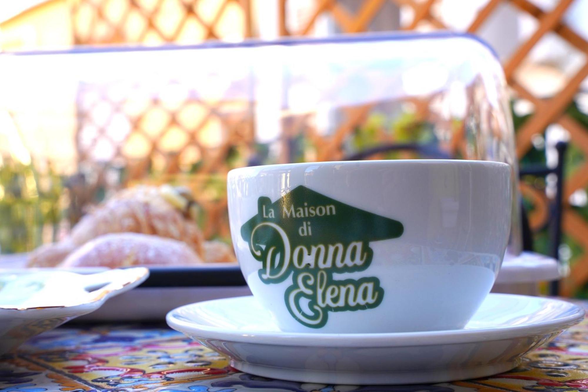 La Maison Di Donna Elena Черкола Екстериор снимка